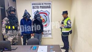 Detienen a dos jóvenes por posesión de narcóticos y arma blanca en Hernandarias – Diario TNPRESS
