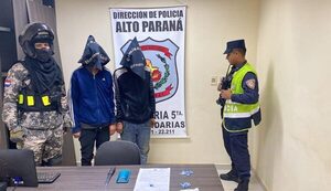Detienen a presuntos distribuidores de drogas