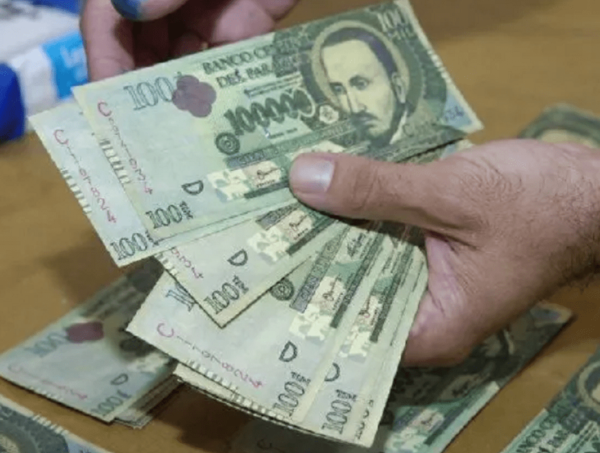 Propuesta de trabajadores es elevar el salario mínimo a G. 3.195.000. · Radio Monumental 1080 AM