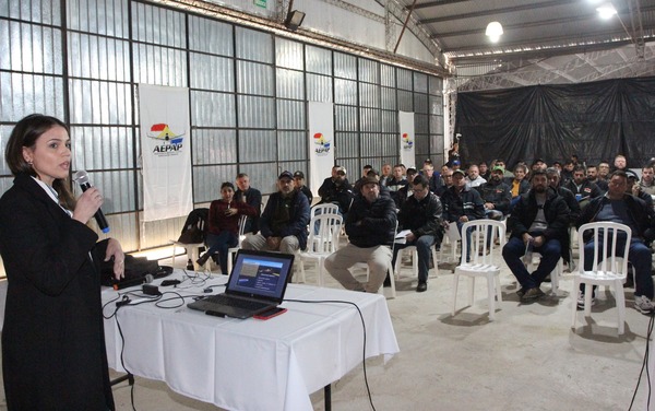Realizan capacitación sobre aplicación aérea de productos fitosanitarios - .::Agencia IP::.