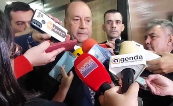 De Salomón a Galaverna: “Está pasando a retiro, por fin”
