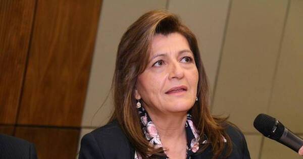 La Nación / Blanca Ovelar dice que continua firme en la carrera por liderar la Cámara Alta