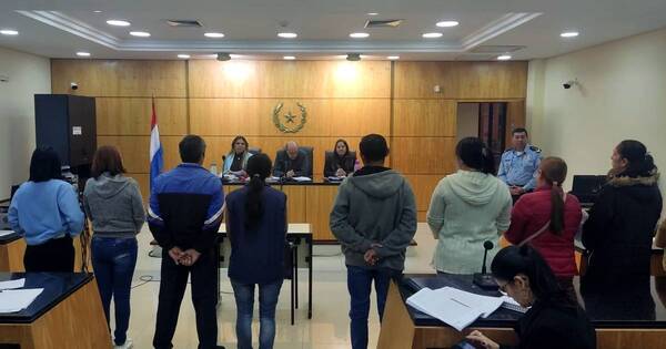 La Nación / “Es un monstruo”: inició el juicio por el feminicidio de Laura Godoy