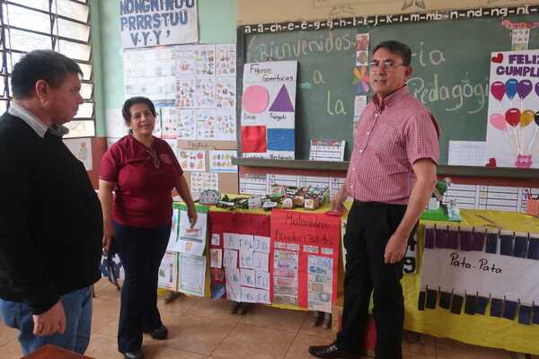 ACTIVIDAD CONJUNTA DE LAS SECRETARÍAS DE EDUCACIÓN Y CIENCIAS Y DE ASUNTOS INDÍGENAS Y CAMPESINOS DE LA GOBERNACIÓN DE ITAPÚA - Itapúa Noticias