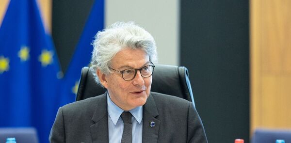 Thierry Breton, el comisario europeo se entrevistar谩 en EEUU con Elon Musk, Mark Zuckerberg y Sam Altman director ejecutivo OpenAI - Revista PLUS