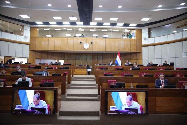 Diario HOY | Congreso Nacional exhorta a EEUU a permitir cirugía de Napout