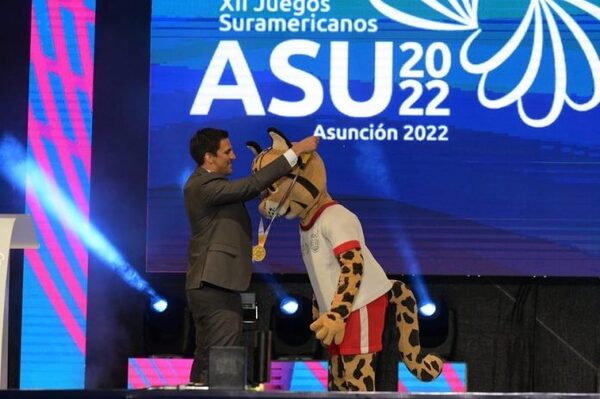 Ministro afirma que el deporte es la mejor herramienta para combatir la violencia y recuperar a los jóvenes