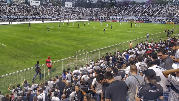 Tres sectores agotados para el partido de Olimpia ante Melgar en Para Uno