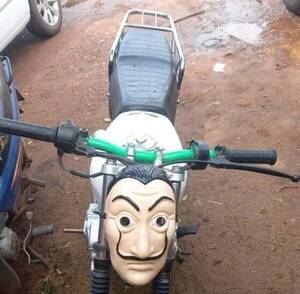 Policía incauta moto "enmascarada" en Concepción