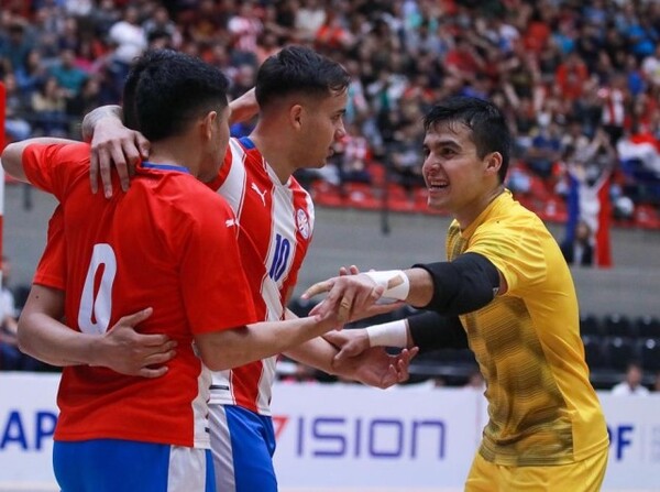 Triunfo albirrojo en el primer amistoso - APF