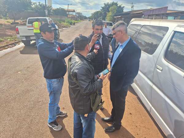 Intendente verificó avances de obras viales en los barrios Obrero y Jardín Aurora - Radio Imperio
