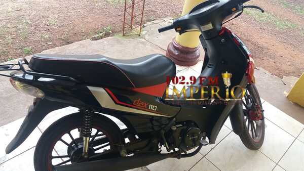 Recuperan en la fracción Mangal motocicleta que fue robada un delivery - Radio Imperio