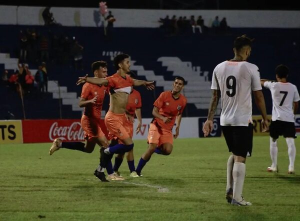 El Gallo avanza a la Fase 3 de la Copa Paraguay - Fútbol - ABC Color