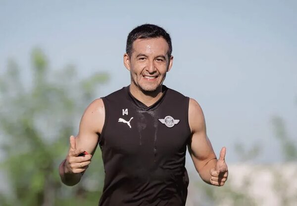 Libertad: Luis Cardozo, en La Huerta todo el año - Fútbol - ABC Color