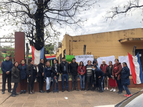 FUNCIONARIOS DEL MEC EXIGEN A YACYRETÁ PAGO DE SALARIOS ATRASADOS