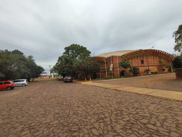 Municipio encarnaceno acuerda con la ANDE pago de deudas impagas