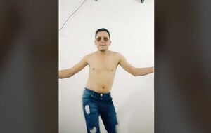 Diario HOY | Virtual senador: “Soy asaditero, bailarín, modelo, influencer y activista social”