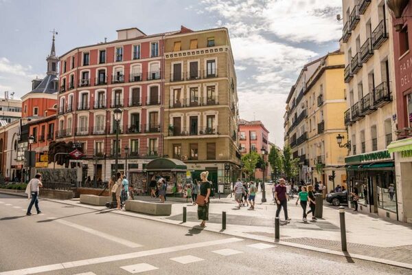 La economía de España regresa al nivel de prepandemia - ADN Digital