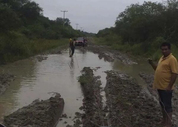 MOPC recibió seis ofertas para fiscalización del lote 2 de la ruta PY12 - Economía - ABC Color