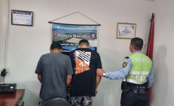 Imputan a brasileños detenidos con auto robado en Foz