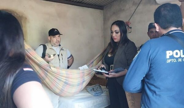 Encuentran a bebé recién nacido muerto en una hamaca