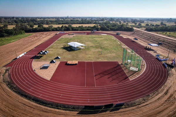 Inauguraron soñada Pista Atlética de Filadelfia