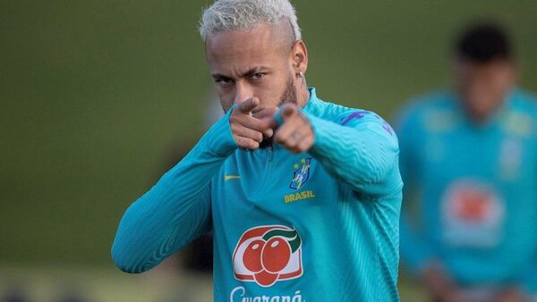 Neymar respalda la llegada de Ancelotti a la Canarinha