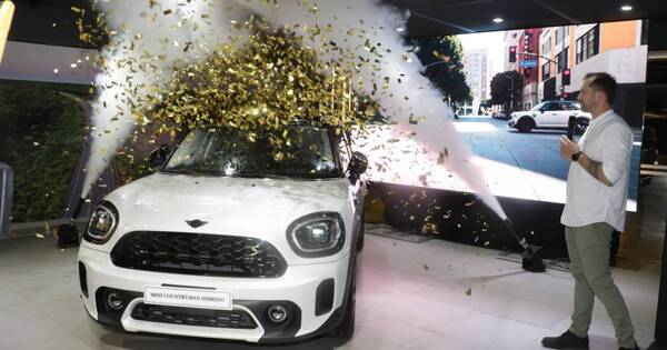 La Nación / MINI Countryman híbrido enchufable llegó al país