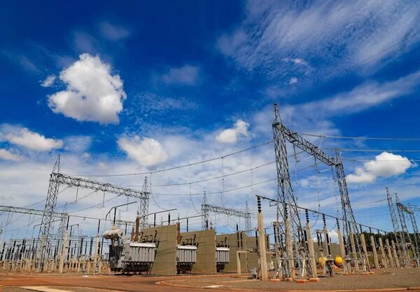 El 14 de julio inauguran Subestación Yguazú y líneas de transmisión de 500 kV - Economía - ABC Color