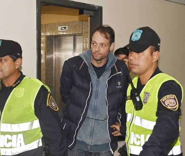 Juez ordena la prisión de alemán que atropelló embajada de EE.UU. - Policiales - ABC Color