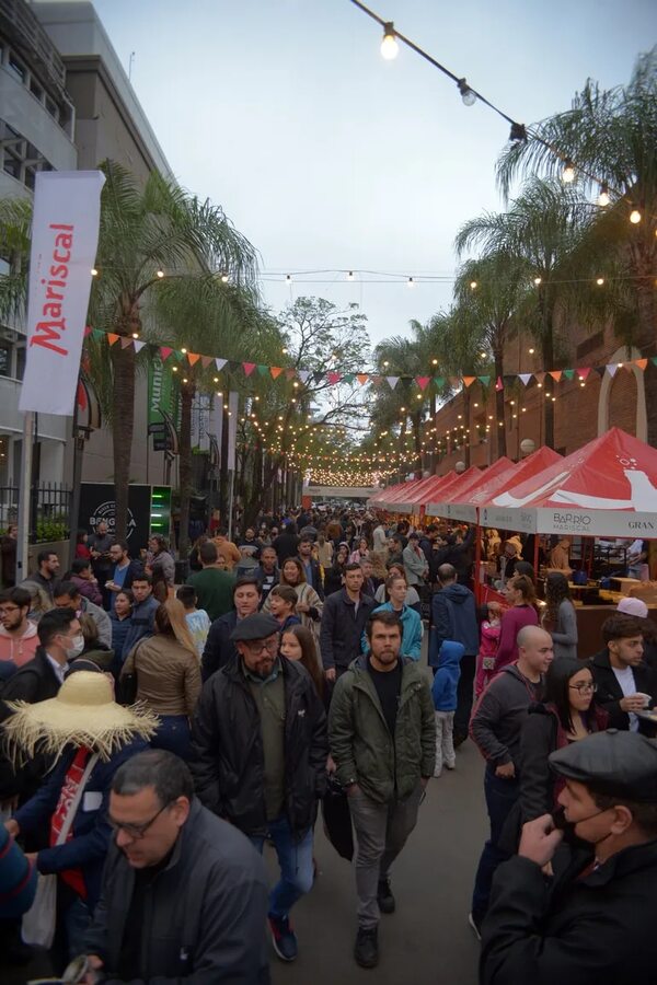 Barrio Mariscal es referente de vitalidad y colaboración - San Juan Shopping Mariscal 2023 - ABC Color
