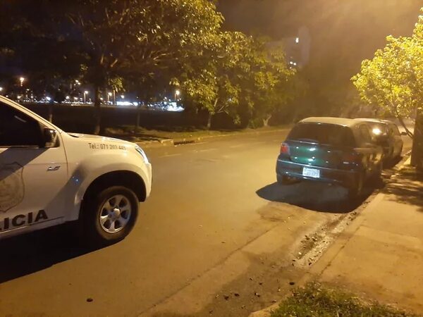 Robaron todo lo que tenía a una mujer a punta de cuchillo en la vía pública Encarnación - Policiales - ABC Color