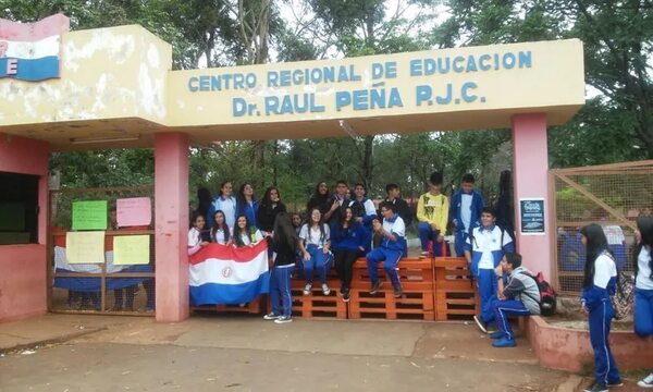 Presidente del centro de estudiantes del CRE es denunciado por presunta coacción