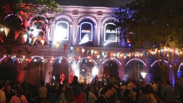 Diario HOY | La festividad de San Juan llega con su "veranillo" al centro histórico de Asunción