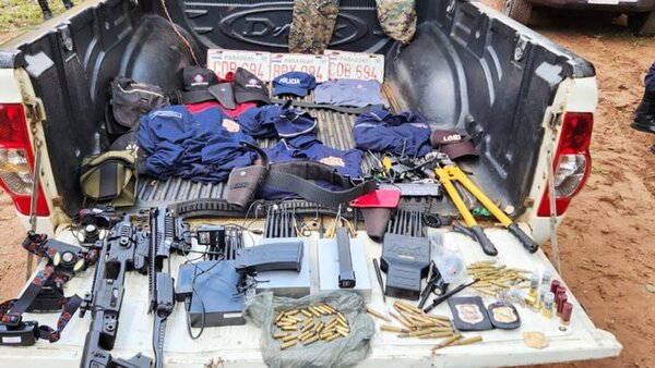 Piratas del asfalto muestran poderío en intercambio de tiros con policías