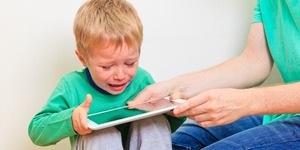 Nomofobia en niños: ¿Qué es y cómo evitarla? - trece