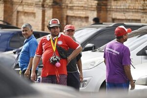 Cuidacoches no van a desaparecer con el estacionamiento tarifado de Parxin - Nacionales - ABC Color