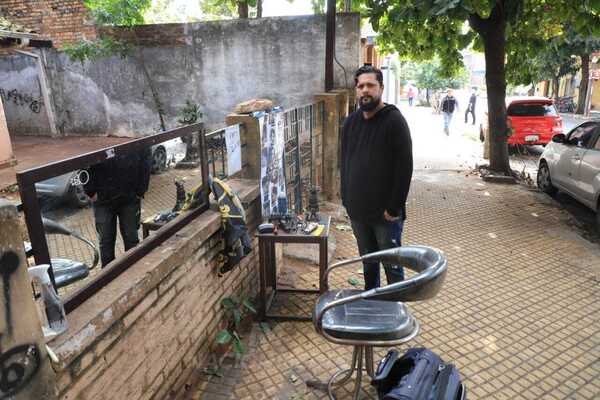 Diario HOY | Seguridad dormida: asaltantes dejan a barbero en la vereda y a estudiantes sin útiles