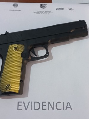 Ejecutaron “golpe” con pistola de ¡juguete! - C9N