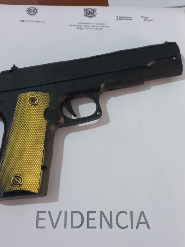 Ejecutaron “golpe” con pistola de ¡juguete! - C9N