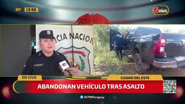 Abandonan vehículo tras asalto en Ciudad del Este - C9N