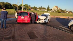 Encarnación: doctor iba a su guardia, chocó y dio positivo al alcotest
