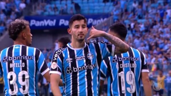 (VIDEO) Pase de Suárez para nuevo gol de Villasanti en Brasil