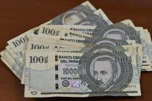 Hurtan G. 5 millones de oficina de una estación de servicios - ABC en el Este - ABC Color