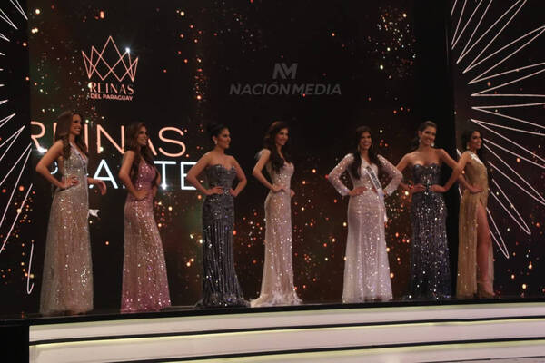 (GALERÍA) Mira a las mujeres más lindas que estuvieron en la elección de reina