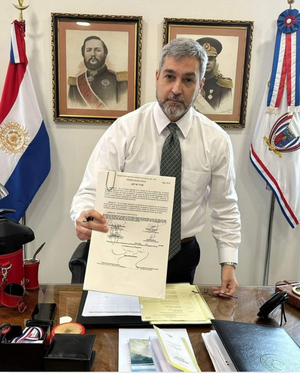 Herken: El gobierno de Abdo fue el de la deuda y no de la gente