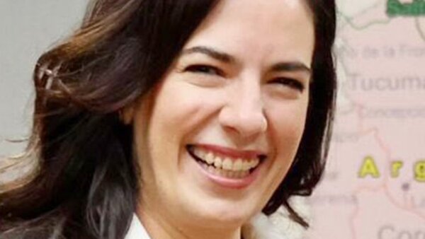 Futura ministra no podrá contratar con constructora vinculada a Cartes