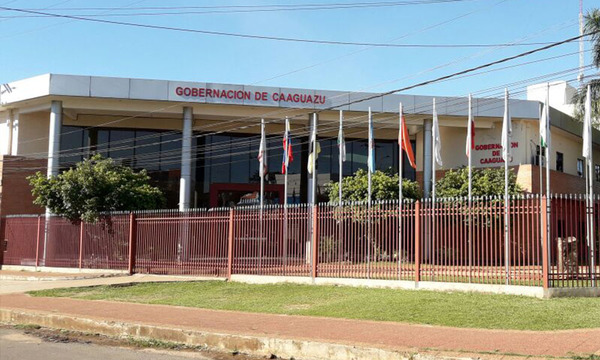 Equipo de transición verificará mobiliarios en reparticiones de la Gobernación del Caaguazú - OviedoPress