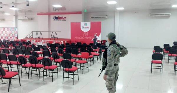 La Nación / Amenazaron de supuesta bomba en Uninter de Ciudad del Este