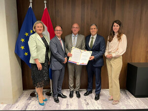 Paraguay deposita instrumentos de adhesión de convenios sobre derecho internacional - .::Agencia IP::.